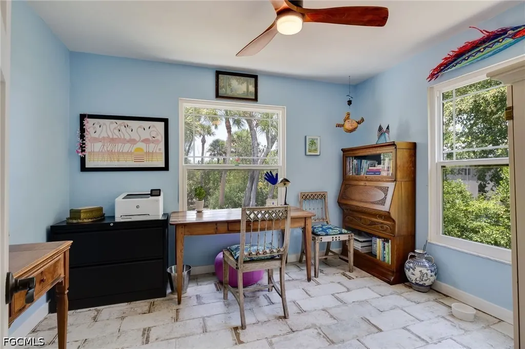 1318 Junonia Street Sanibel FL 33957