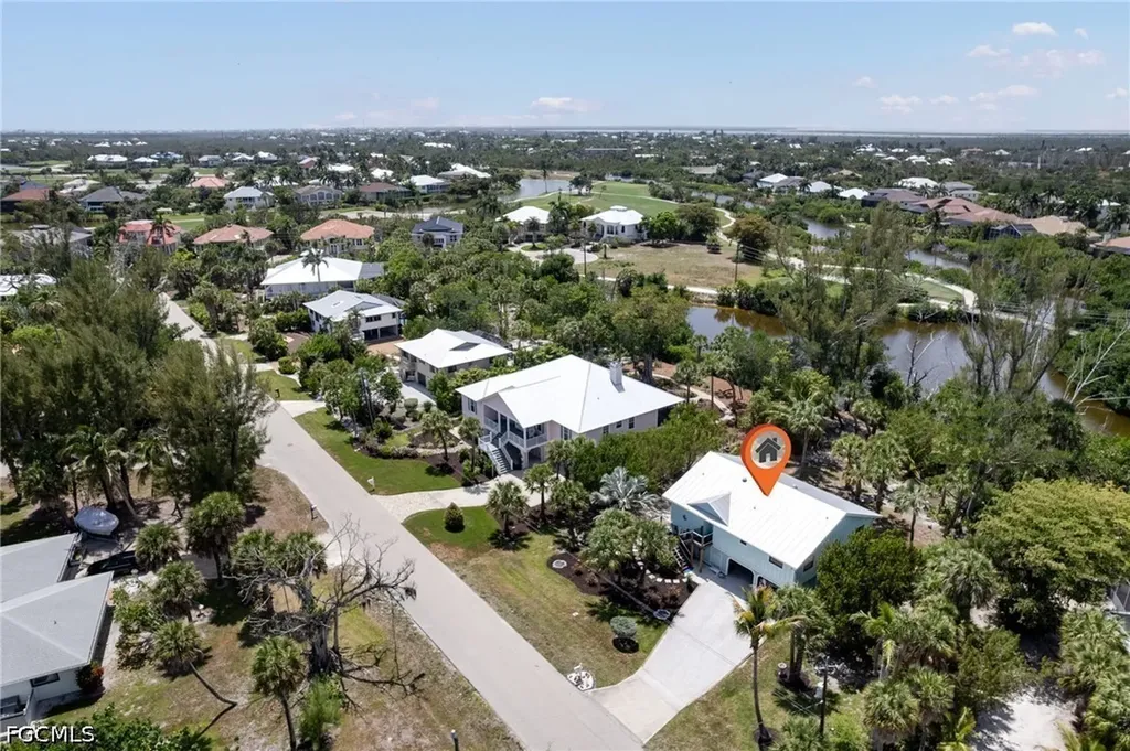 1318 Junonia Street Sanibel FL 33957