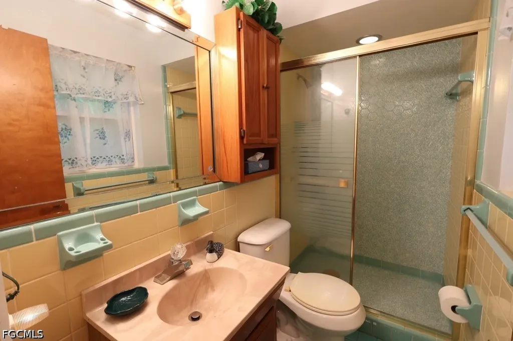 5227 Glade Court Cape Coral FL 33904