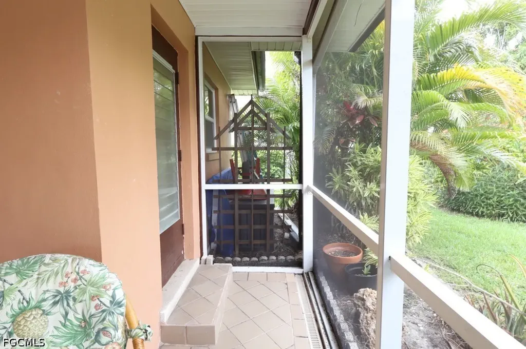 5227 Glade Court Cape Coral FL 33904