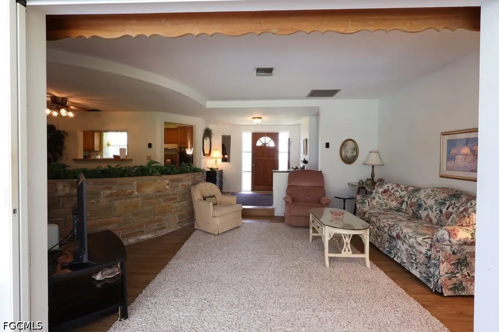 5227 Glade Court Cape Coral FL 33904