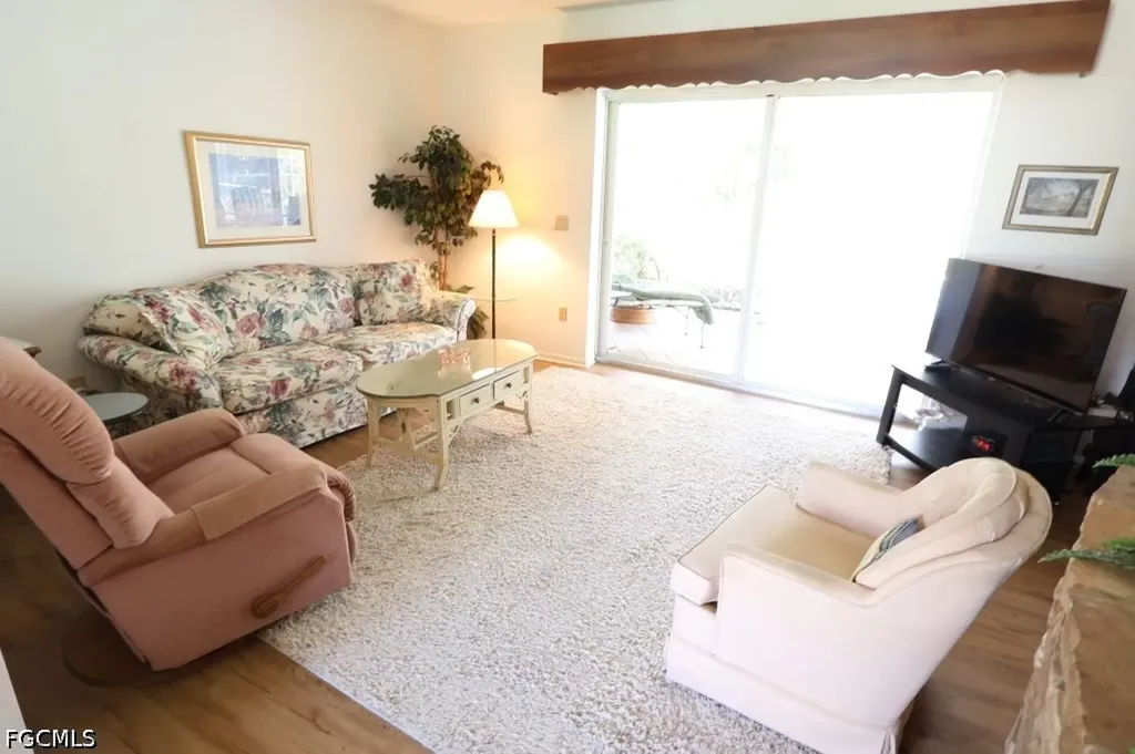 5227 Glade Court Cape Coral FL 33904