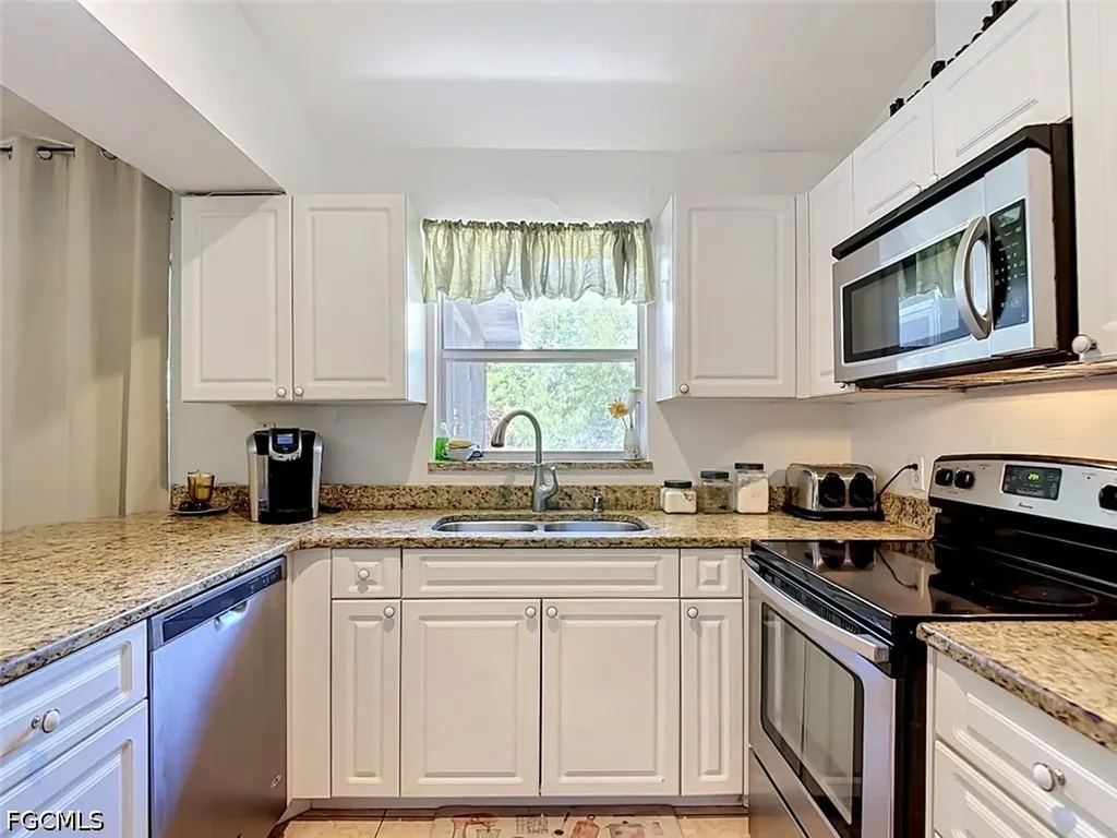 15506 Spring Line Lane Fort Myers FL 33905