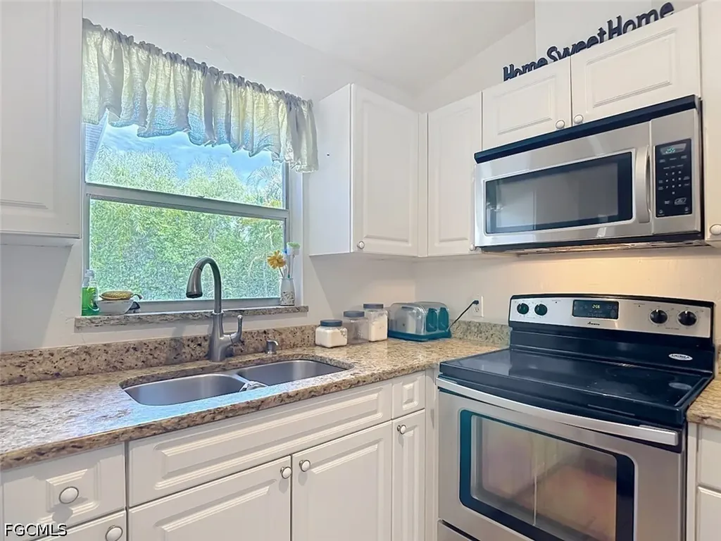 15506 Spring Line Lane Fort Myers FL 33905