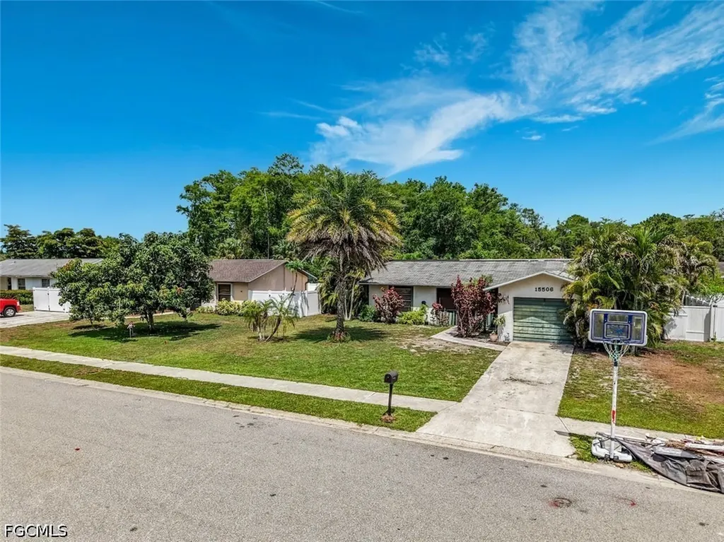 15506 Spring Line Lane Fort Myers FL 33905
