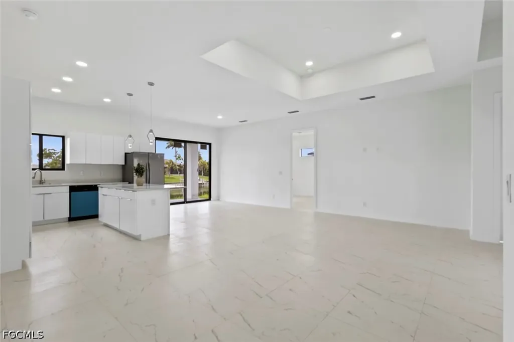 2130 NE 26th Street Cape Coral FL 33909