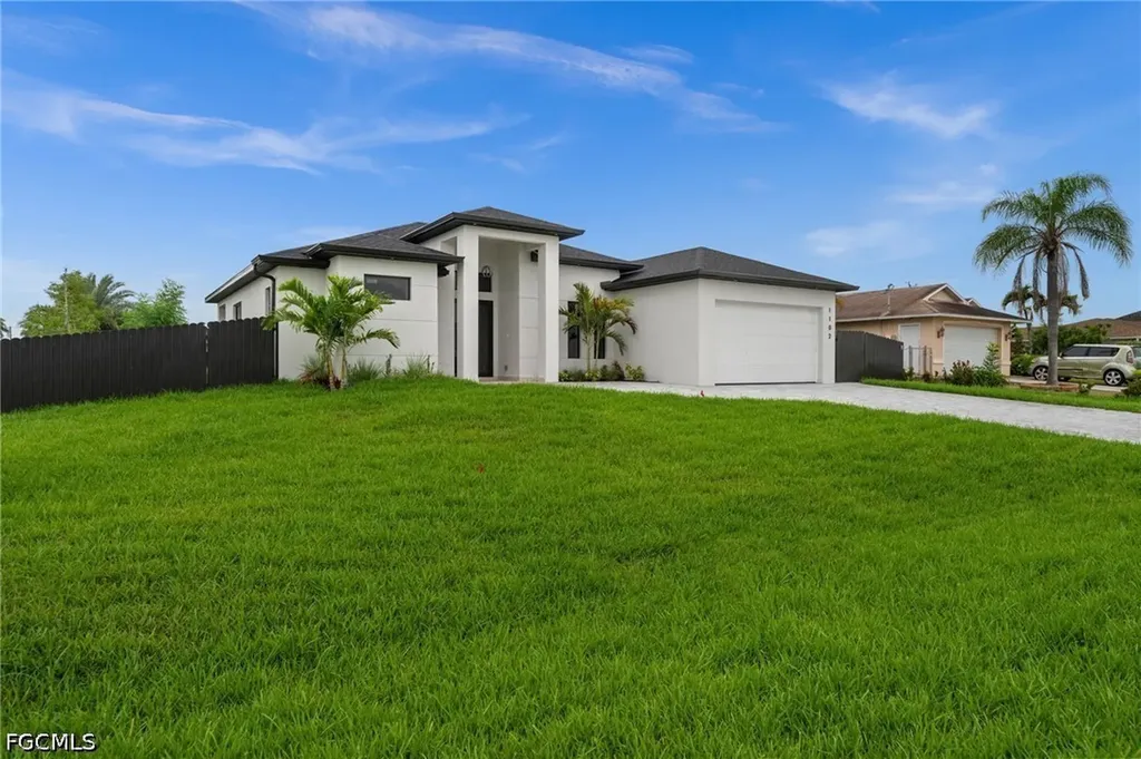 1102 SW 42nd Street Cape Coral FL 33914