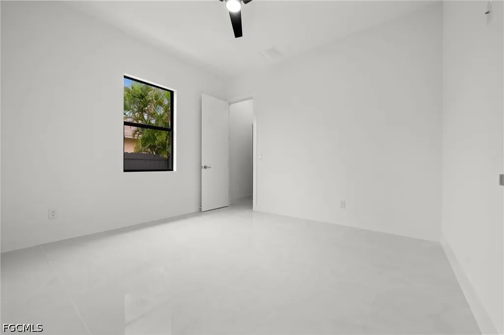 1102 SW 42nd Street Cape Coral FL 33914