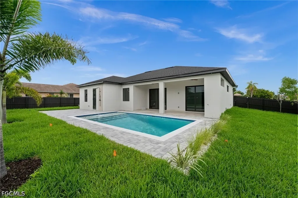1102 SW 42nd Street Cape Coral FL 33914