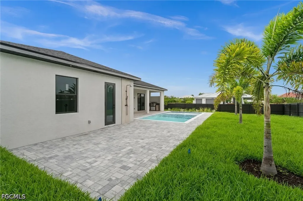 1102 SW 42nd Street Cape Coral FL 33914