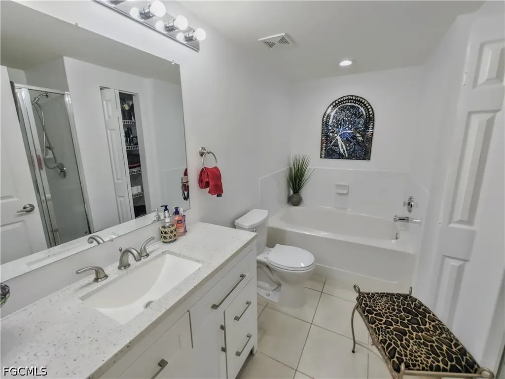 1788 Concordia Lake Circle Cape Coral FL 33909