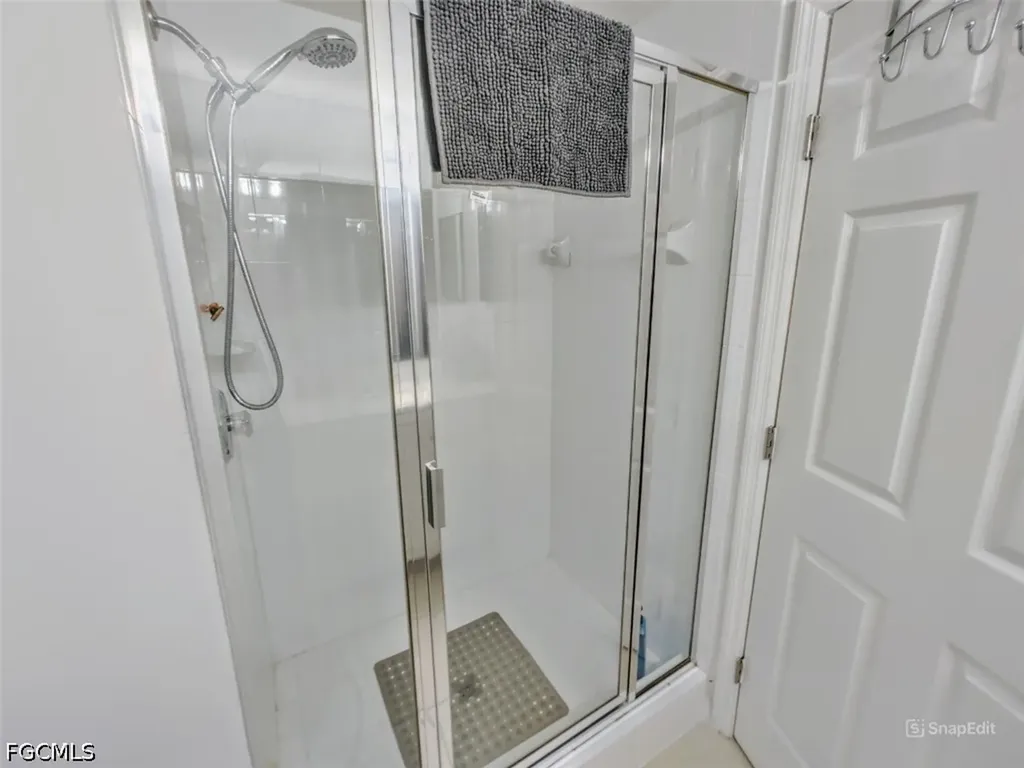 1788 Concordia Lake Circle Cape Coral FL 33909