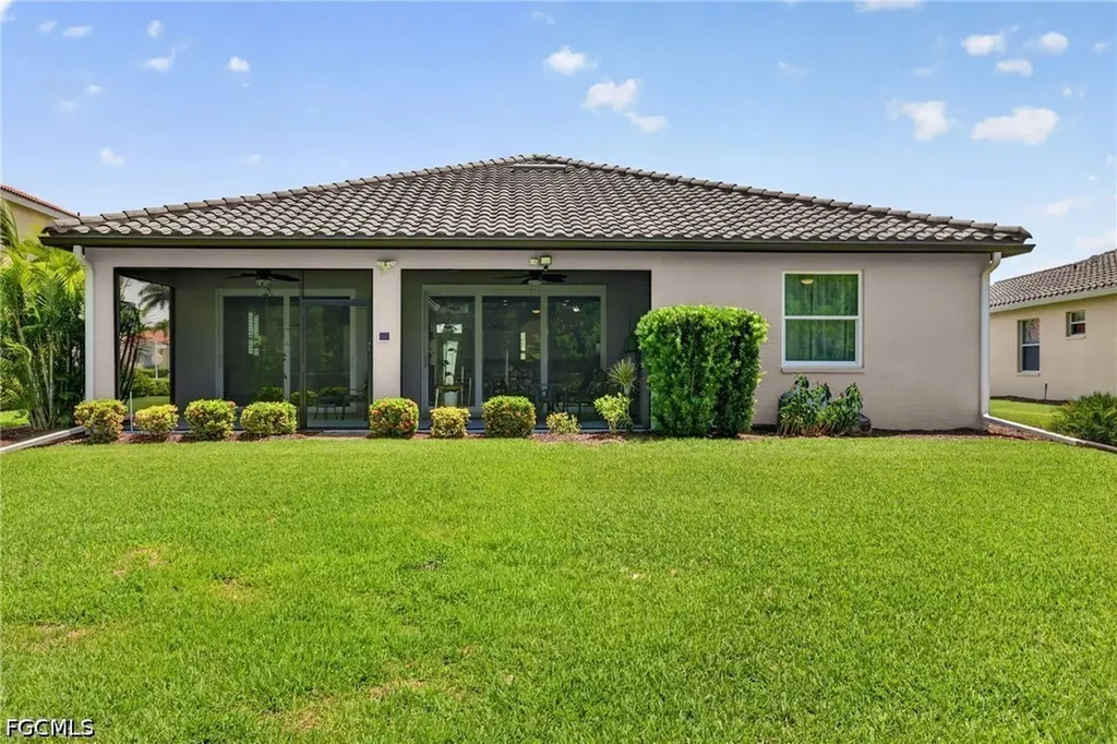 11138 Lakeland Circle Fort Myers FL 33913