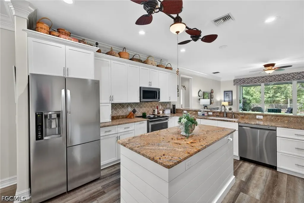 11138 Lakeland Circle Fort Myers FL 33913