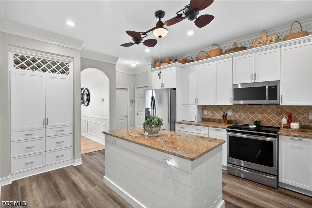 11138 Lakeland Circle Fort Myers FL 33913