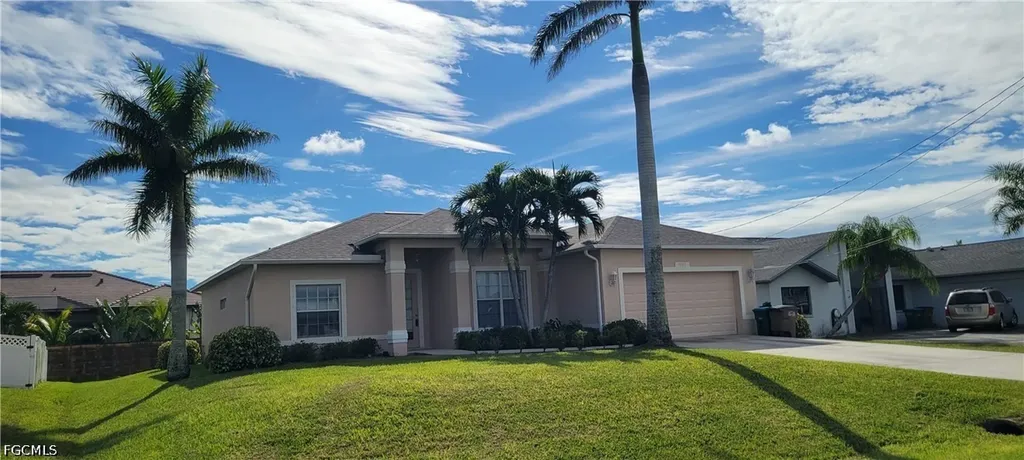 902 SW 21st Lane Cape Coral FL 33991