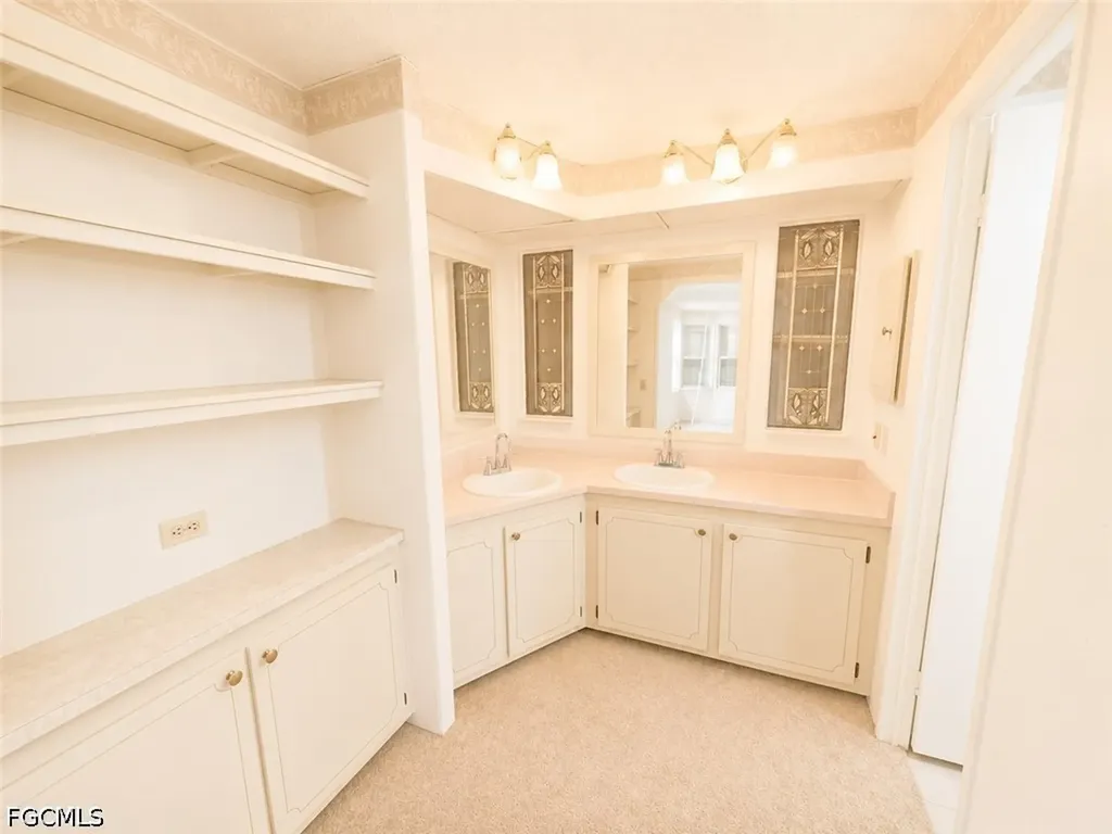 20 Grosbeak Lane Naples FL 34114