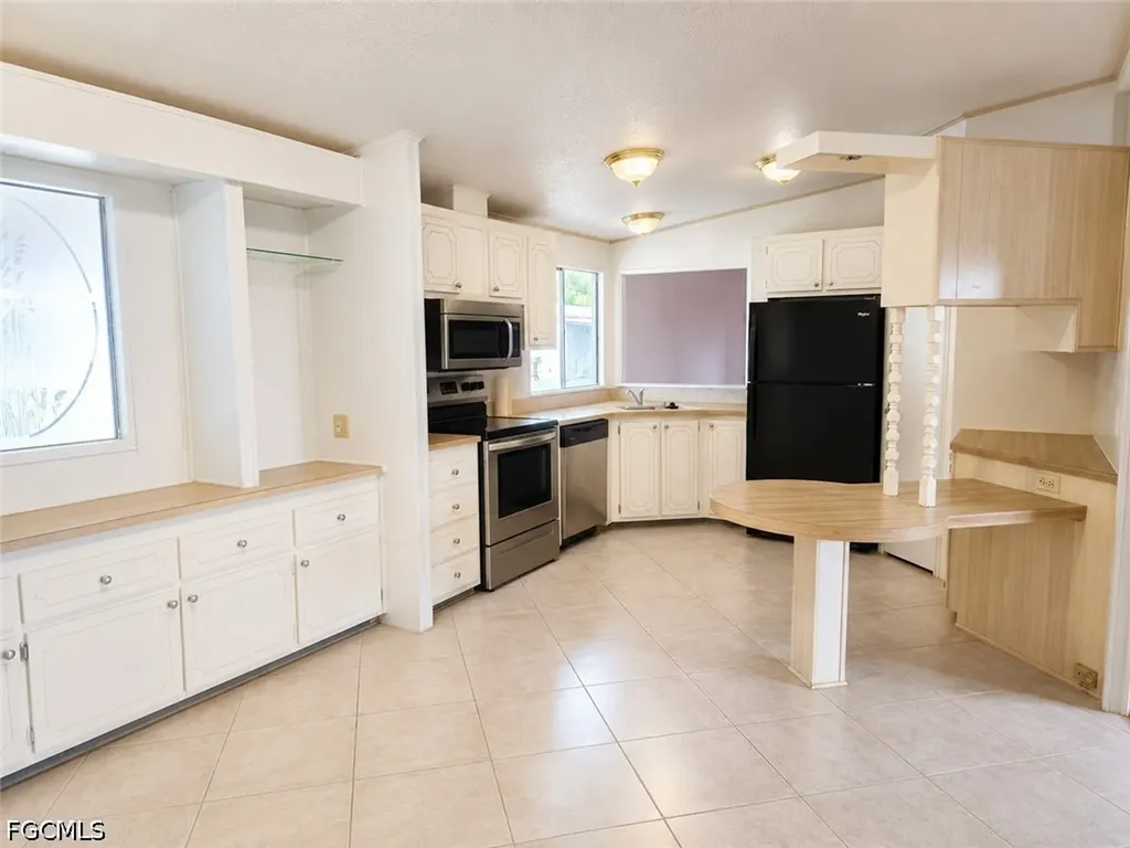 20 Grosbeak Lane Naples FL 34114