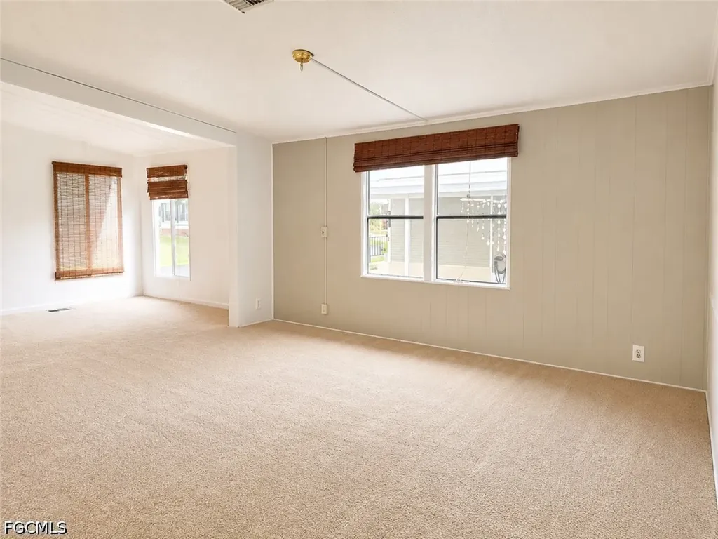 20 Grosbeak Lane Naples FL 34114