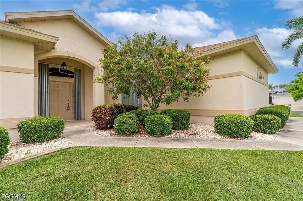 5118 SW 19th Place Cape Coral FL 33914