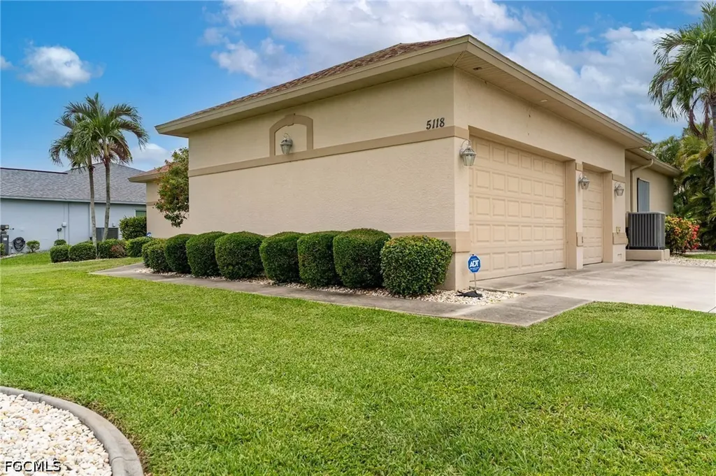 5118 SW 19th Place Cape Coral FL 33914