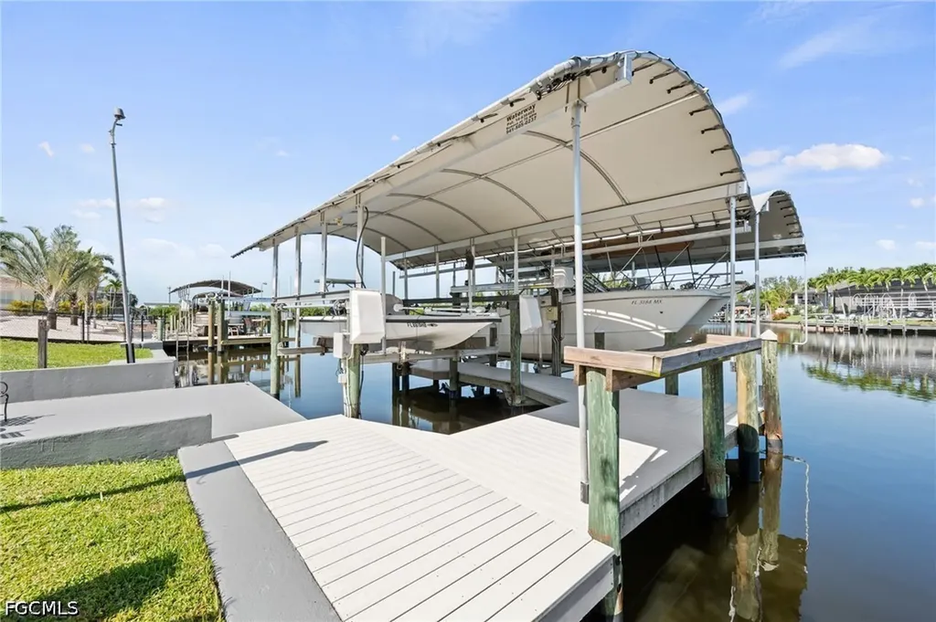 12213 Star Shell Drive Matlacha Isles FL 33991