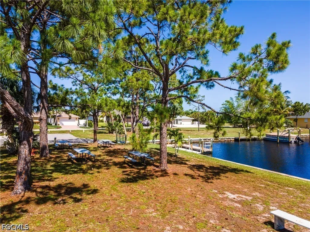 5725 Genesee Parkway Bokeelia FL 33922