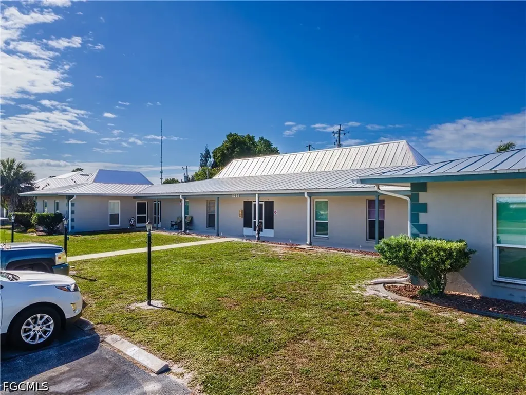 5725 Genesee Parkway Bokeelia FL 33922