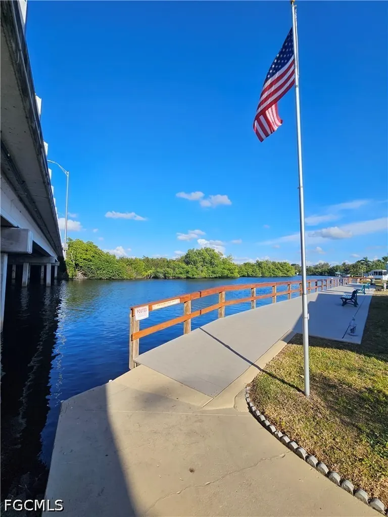 5558 Palm Beach Boulevard Fort Myers FL 33905