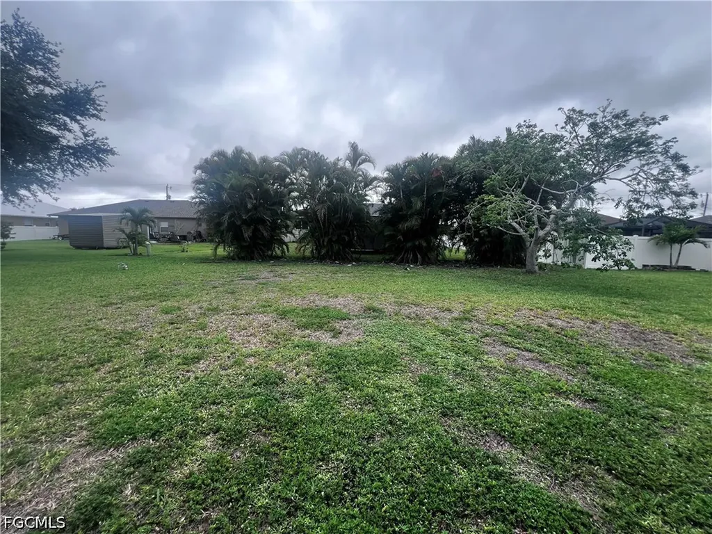 1306 SW 11th Street Cape Coral FL 33991