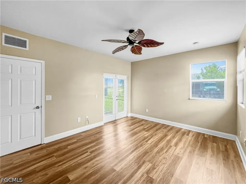 2105 NE 15th Terrace Cape Coral FL 33909