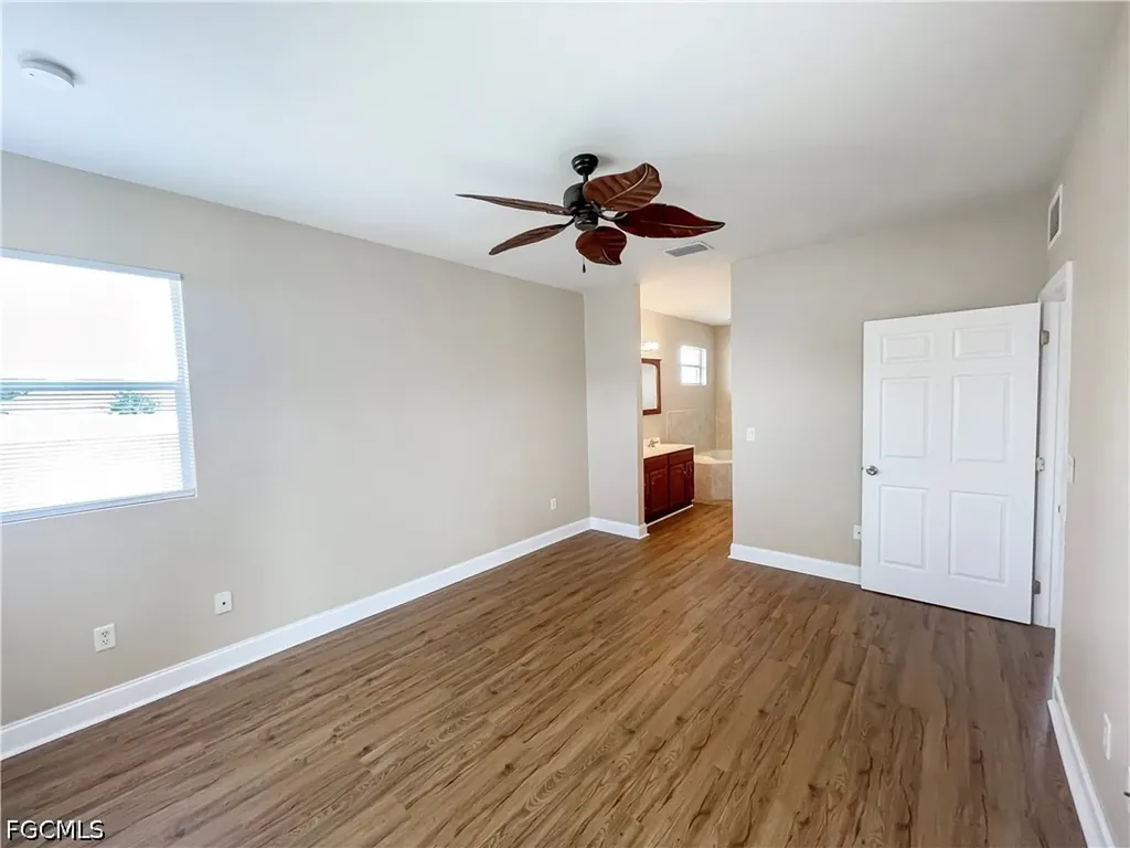 2105 NE 15th Terrace Cape Coral FL 33909