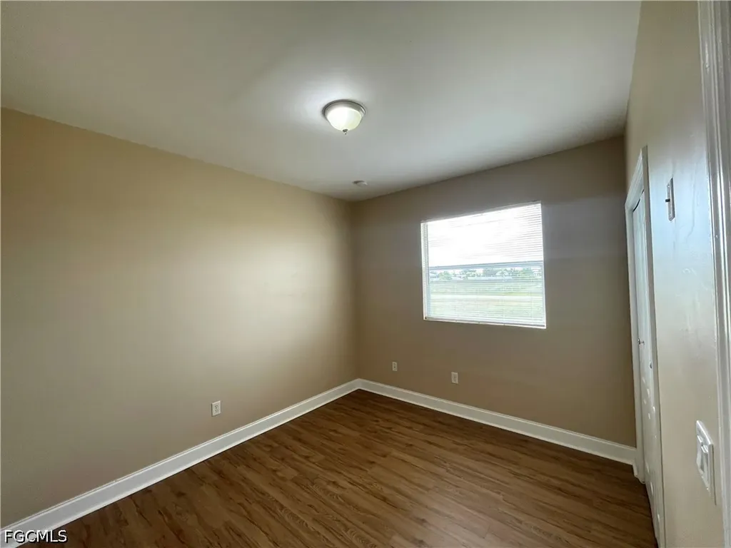 2105 NE 15th Terrace Cape Coral FL 33909