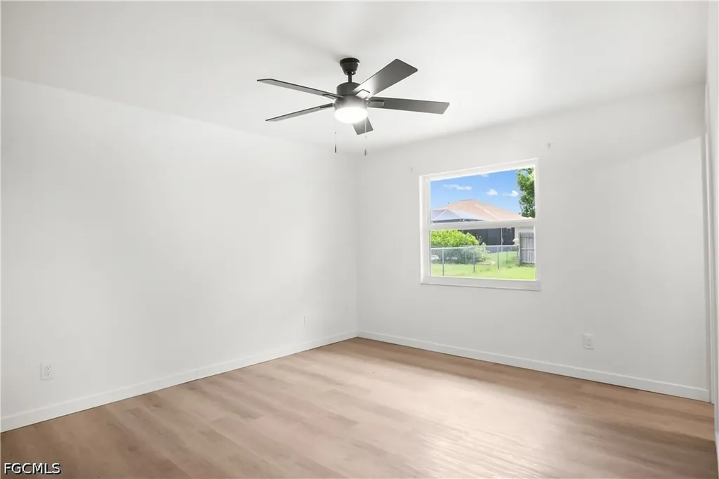 1411 SE 5th Place Cape Coral FL 33990