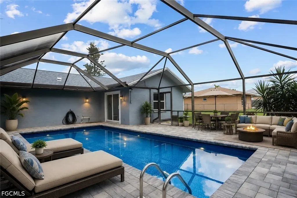 1411 SE 5th Place Cape Coral FL 33990