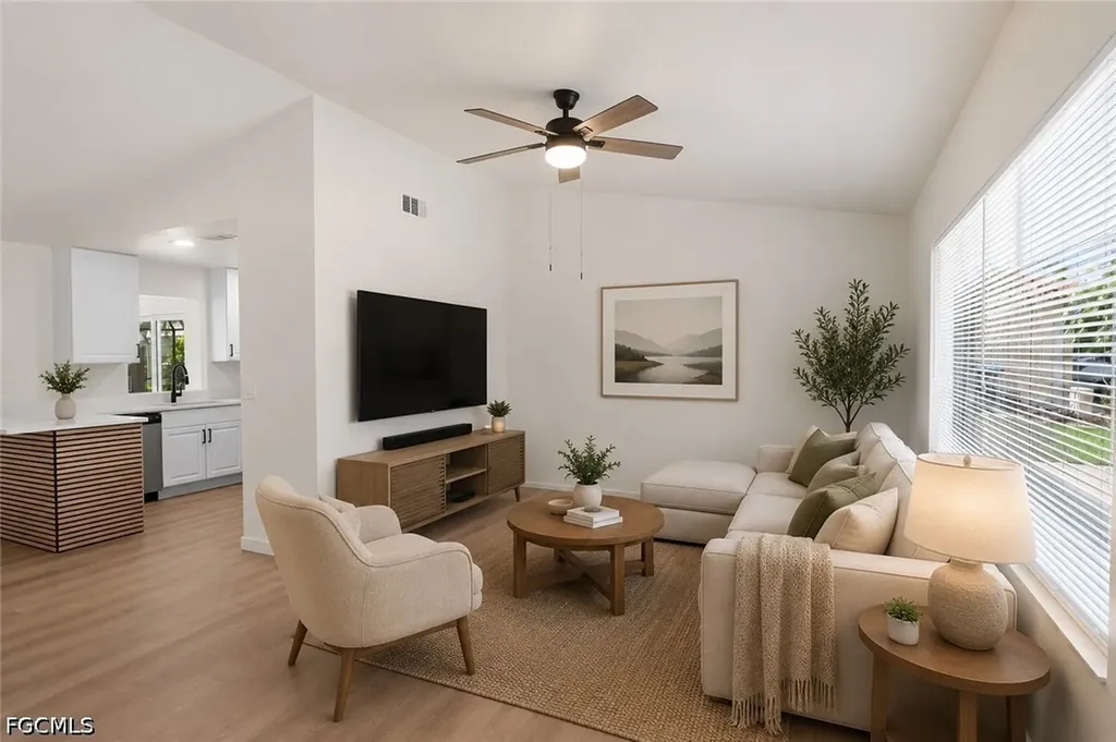 1411 SE 5th Place Cape Coral FL 33990