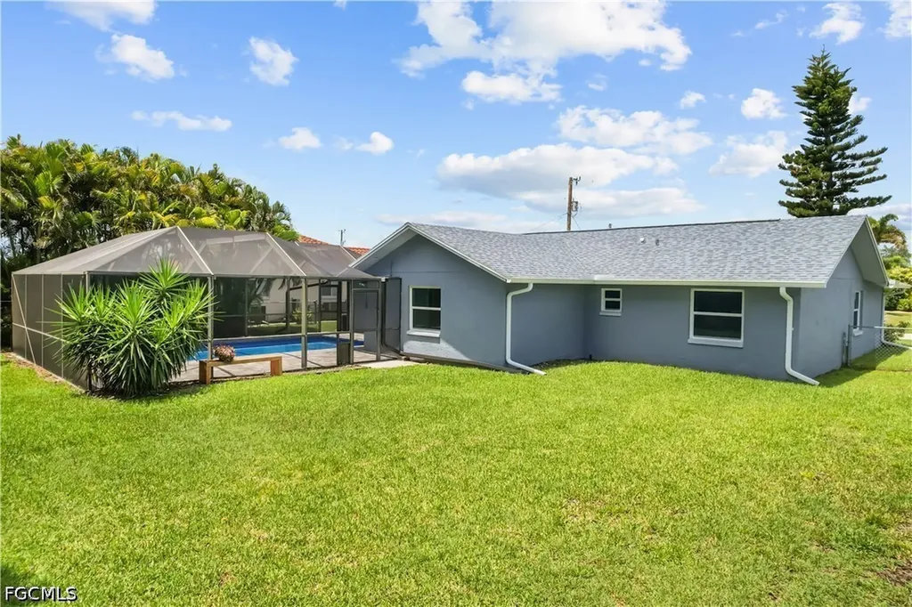 1411 SE 5th Place Cape Coral FL 33990