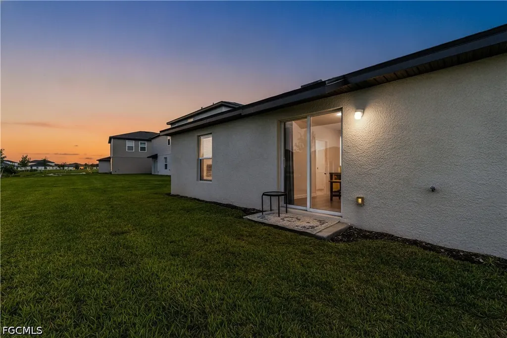 17561 Monte Isola Way North Fort Myers FL 33917