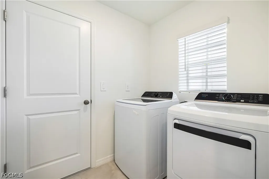 17561 Monte Isola Way North Fort Myers FL 33917