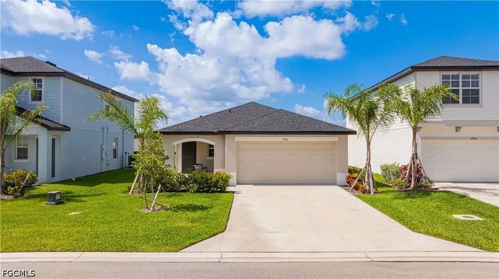 17561 Monte Isola Way North Fort Myers FL 33917