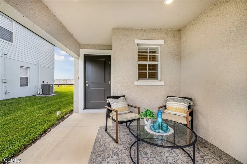 17561 Monte Isola Way North Fort Myers FL 33917
