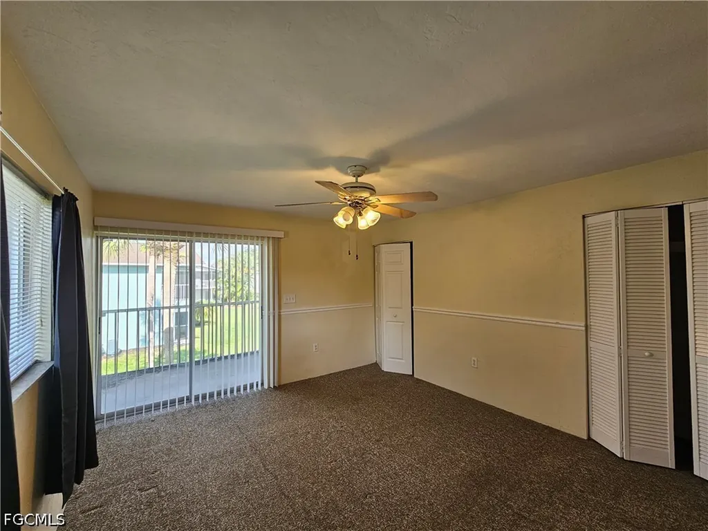 8101 Country Road Fort Myers FL 33919