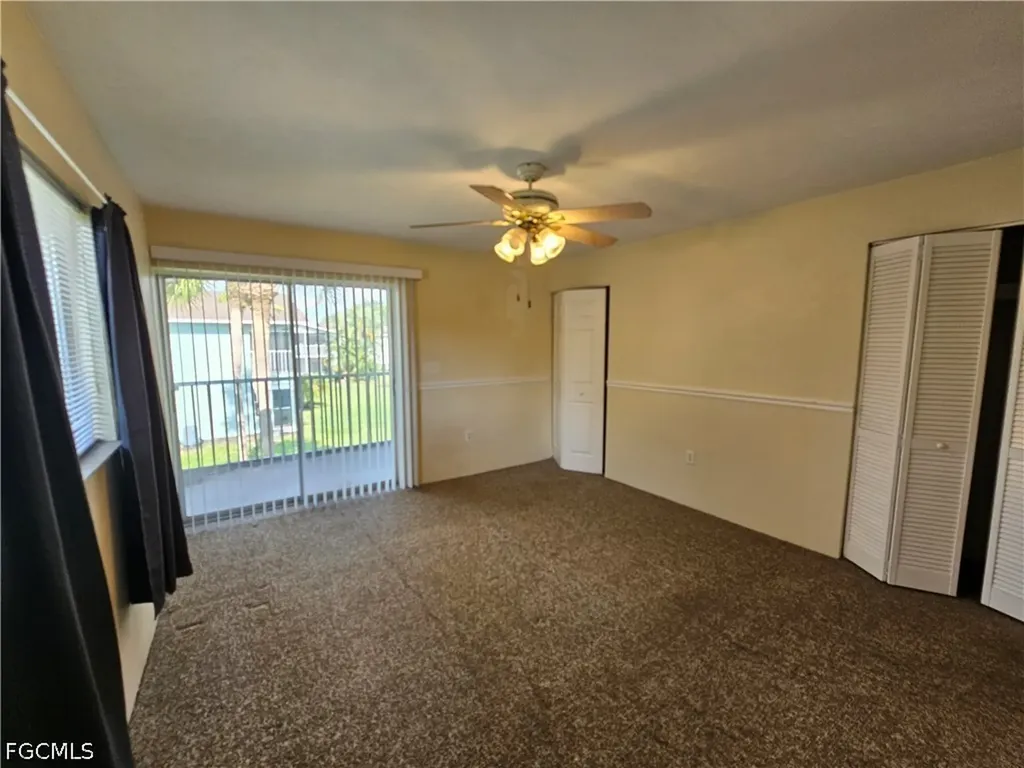 8101 Country Road Fort Myers FL 33919