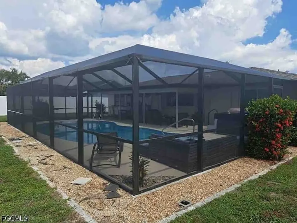 1111 SE 31st Street Cape Coral FL 33904