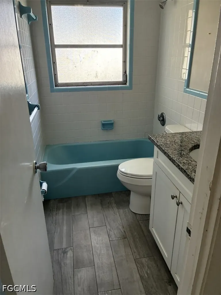 1839 Passaic Avenue Fort Myers FL 33901