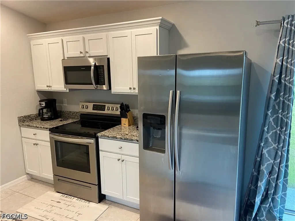 2837 NW 24th Avenue Cape Coral FL 33993