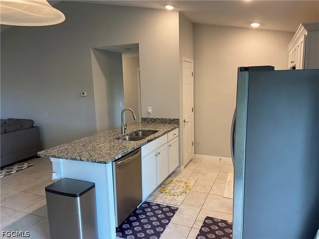 2837 NW 24th Avenue Cape Coral FL 33993