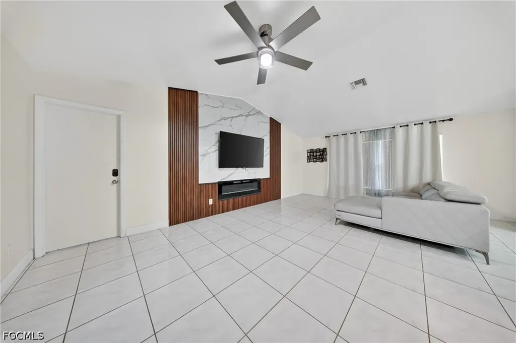 1405 Highland Avenue Lehigh Acres FL 33972