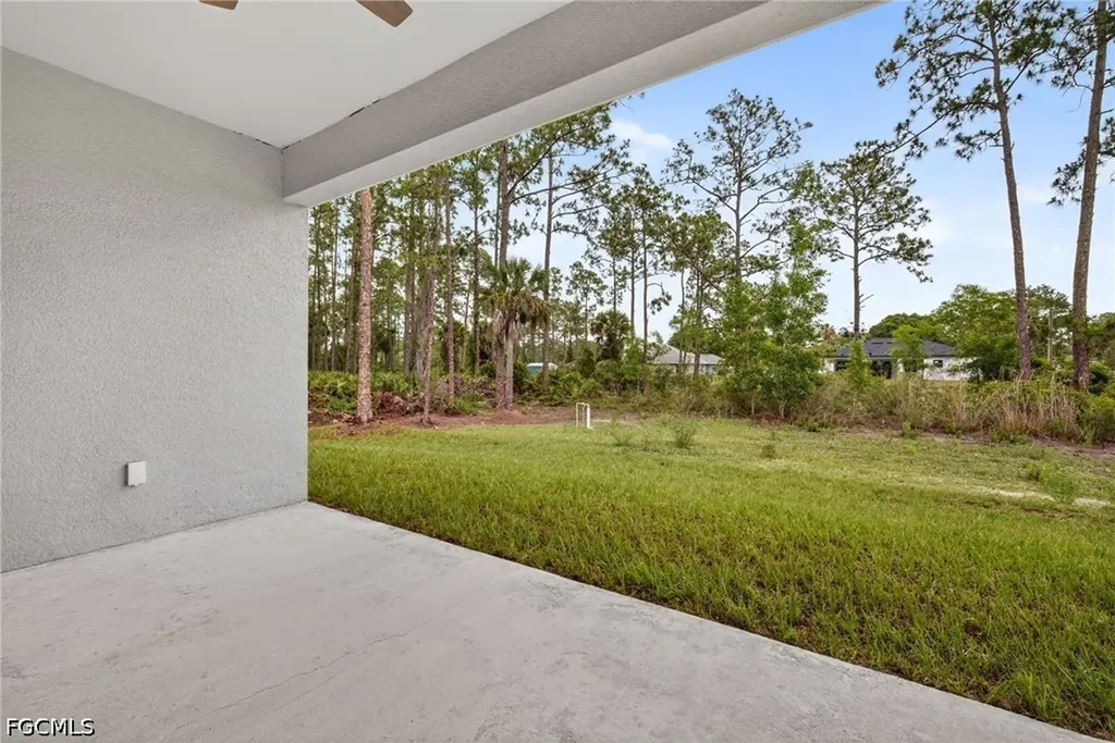 810 Jackson Avenue Lehigh Acres FL 33972