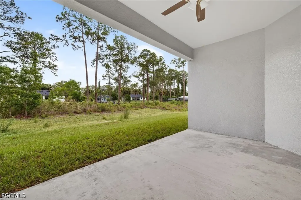 810 Jackson Avenue Lehigh Acres FL 33972